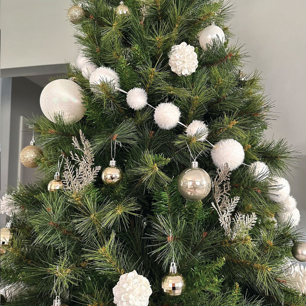 Fraser Hill Farm 6.5-Ft. Canyon Pine Christmas Tree, FFCM065-0GR