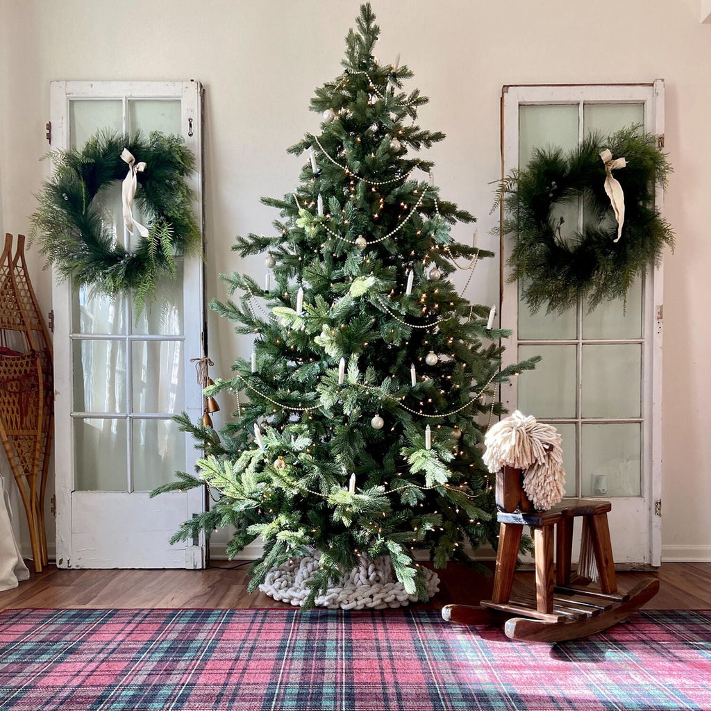 Fraser Hill Farm 6.5-Ft. Foxtail Pine Christmas Tree, FFFX065-0GR