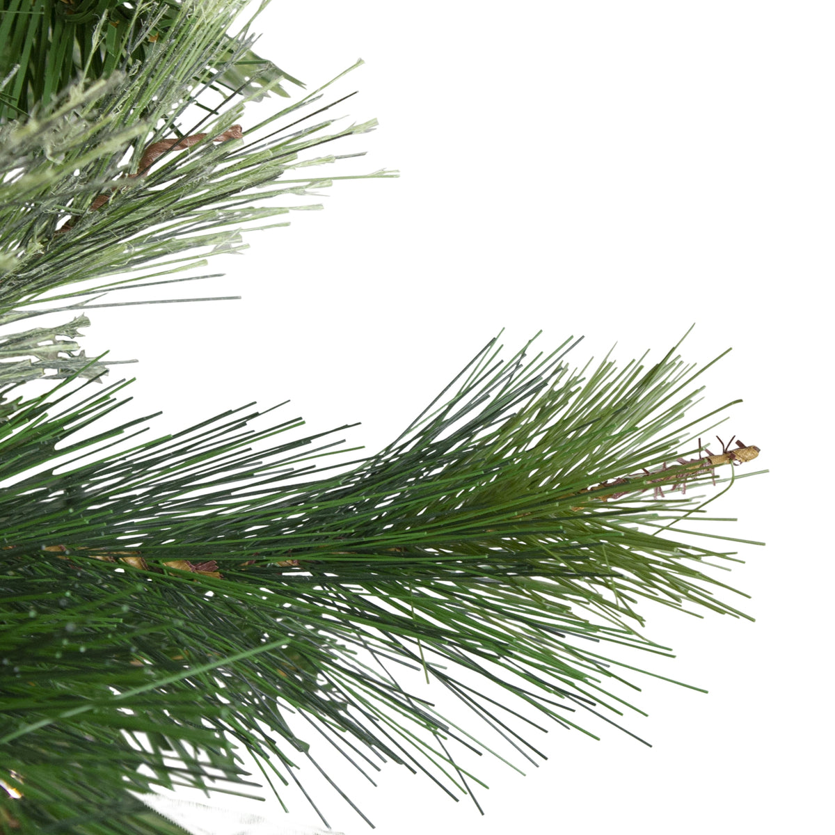 Northlight 6.5' Unlit Medium Artificial Christmas Tree Ashcroft Cashmere Pine